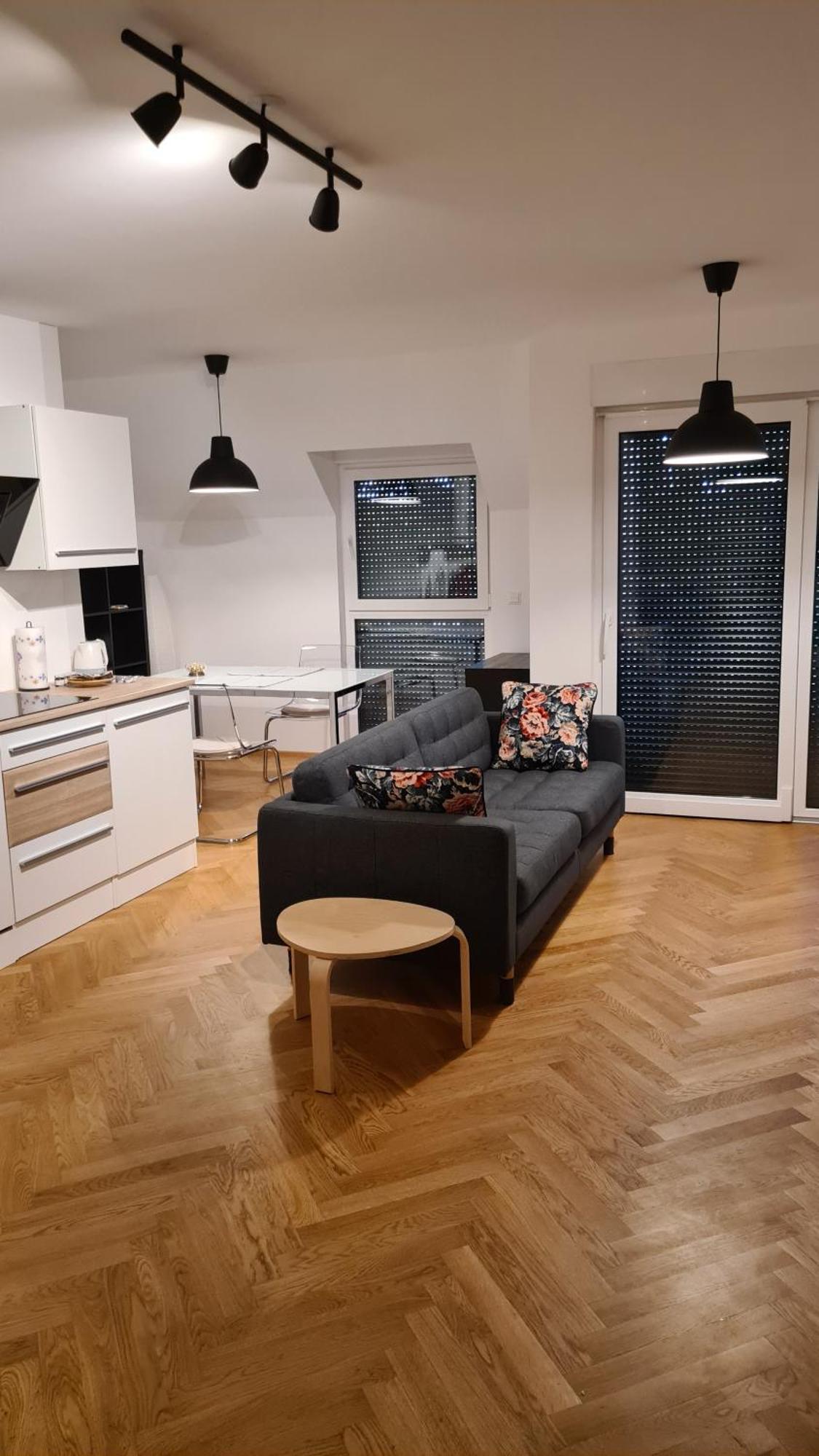 Top Apartments Kaiserebersdorf Wenen Buitenkant foto