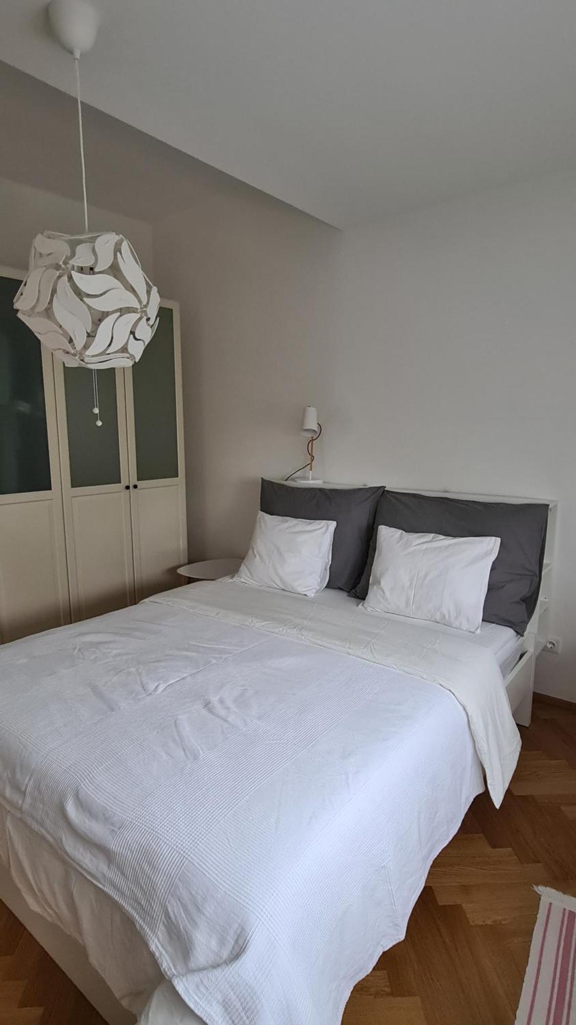 Top Apartments Kaiserebersdorf Wenen Buitenkant foto